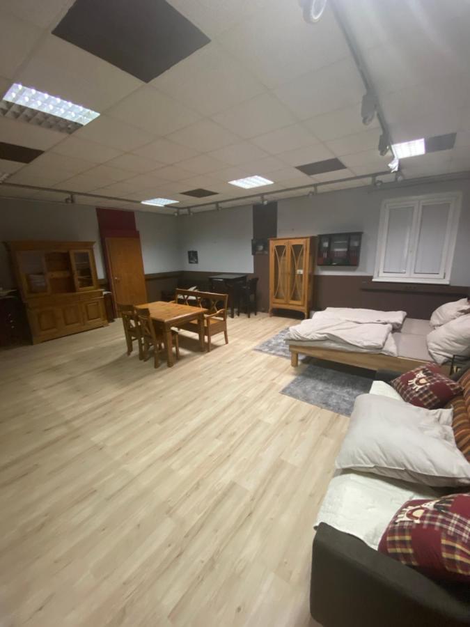 Nous Cafe & Restaurant Otel Krumnussbaum Dış mekan fotoğraf